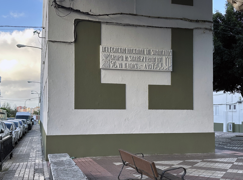 Grupo de Viviendas R. Suárez Franchy