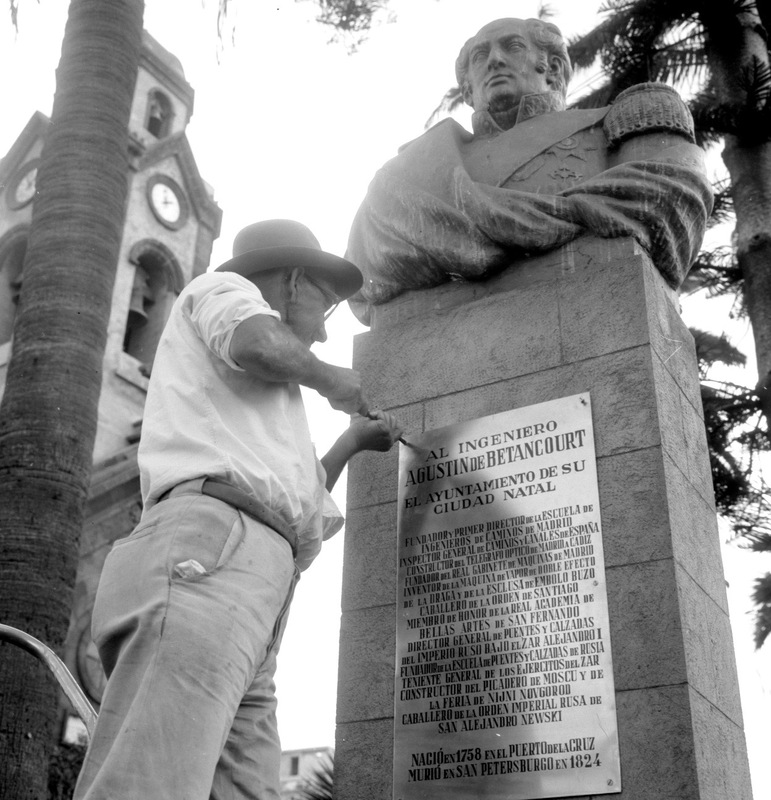 Placa a Agustín de Betancourt